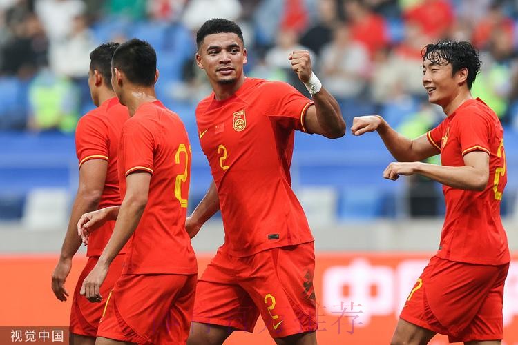 中国男足友谊赛2:0巴勒斯坦队 蒋光太国家队首球